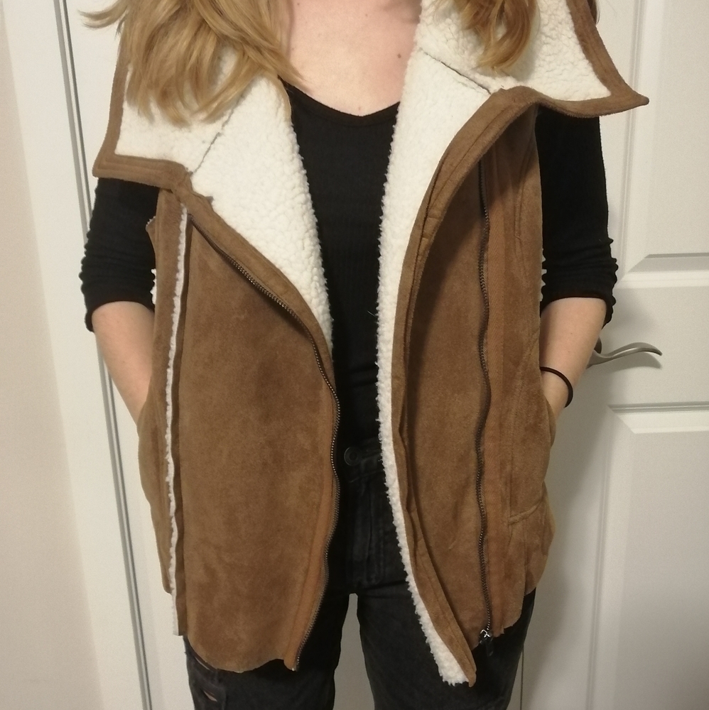 Olive & Oak faux suede vest